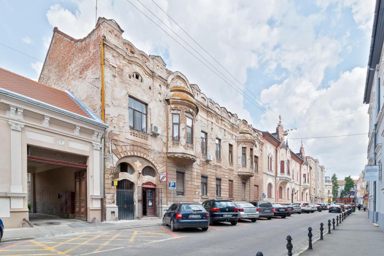 Roman Flat Oradea Exterior photo